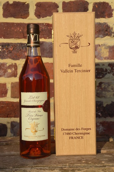 Lot 65 - Les Bruts de fût lot ´65 - Cognac blend mit Grande Champagne - 46%
